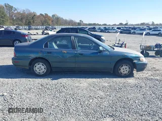 1997 Honda Accord Value with VIN 1HGCD5680VA148728, listed as a IAAI auction lot 41011149 with 198,773 mi miles and . Bid and sale history available at carsss.com. Image 13.