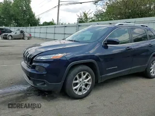 2016 Jeep Cherokee Latitude z VIN 1C4PJLCB9GW136970, wystawiony jako Copart lot #62094035 z przebiegiem 158 020 mil mil oraz Szkoda całkowita • Salvage title. Historia ofert i sprzedaży dostępna na DreamBid. Obrazek 14.