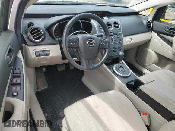 2011 Mazda CX-7 i SV z VIN JM3ER2A54B0390192, wystawiony jako Copart lot #54629685 z przebiegiem 153 921 mil mil oraz Szkoda całkowita • Salvage title. Historia ofert i sprzedaży dostępna na DreamBid. Obrazek 8.