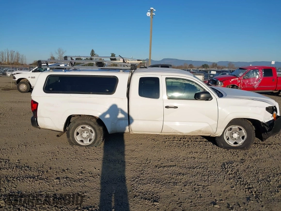 2023 Toyota Tacoma SR с VIN 3TYRX5GN0PT071714, выставлен на аукционе IAAI как лот 41309531 с пробегом 45 722 миль миль и . История ставок и продаж доступна на DreamBid. Изображение 14.