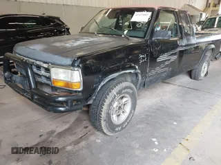 1993 Dodge Dakota z VIN 1B7GG23XXPS146273, wystawiony jako IAAI lot #42115602 z przebiegiem 222 740 mil mil oraz . Historia ofert i sprzedaży dostępna na DreamBid. Obrazek 12.