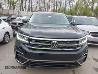 2021 Volkswagen Atlas SE with VIN 1V2RR2CA5MC526642, listed as a IAAI auction lot 42180217 with 40,031 mi miles and . Bid and sale history available at DreamBid. Image 13.