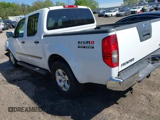 2010 Nissan Frontier SE with VIN 1N6AD0ER1AC439639, listed as a IAAI auction lot 42044296 with 101,804 mi miles and . Bid and sale history available at DreamBid. Image 3.