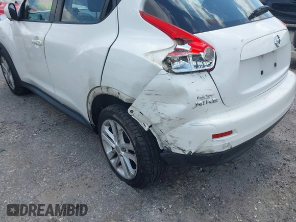 2013 Nissan Juke S with VIN JN8AF5MR2DT205370, listed as a IAAI auction lot 42055335 with 115,390 mi miles. Bid and sale history available at carsss.com. Image 6.