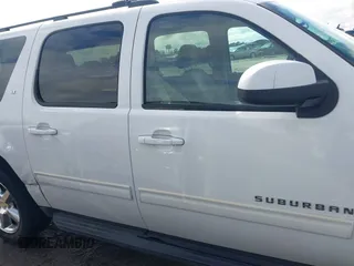 2011 Chevrolet Suburban LT with VIN 1GNSCJE01BR291466, listed as a IAAI auction lot 41800799 with 232,542 mi miles. Bid and sale history available at carsss.com. Image 13.