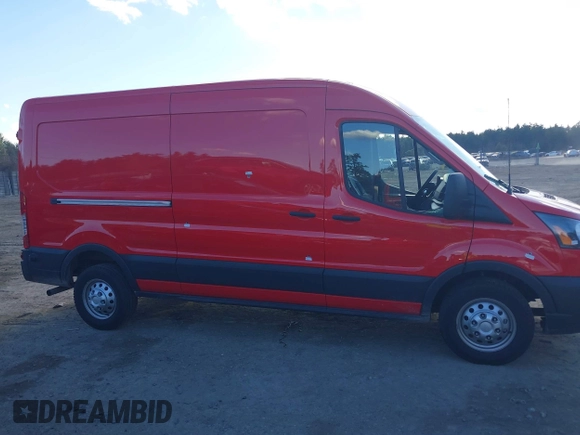 2024 Ford Transit Cargo z VIN 1FTBR2C80RKA48160, wystawiony jako IAAI lot #40732677 z przebiegiem 2 844 mil mil oraz . Historia ofert i sprzedaży dostępna na DreamBid. Obrazek 13.