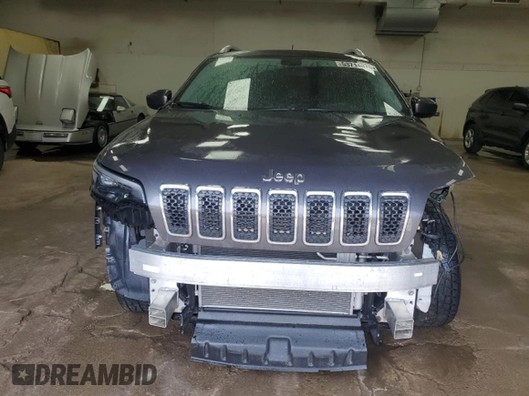 2019 Jeep Cherokee Latitude with VIN 1C4PJMCB8KD279516, listed as a Copart auction lot 53714075 with 90,119 mi miles and Clean title. Bid and sale history available at DreamBid. Image 5.