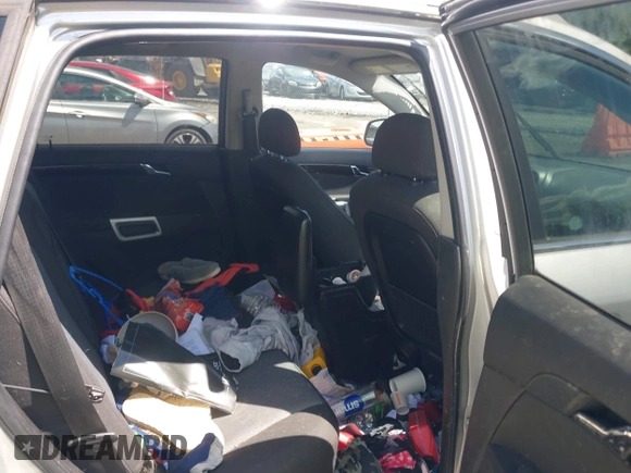 2014 Chevrolet Captiva Sport LS with VIN 3GNAL2EK2ES652899, listed as a IAAI auction lot 42191815 with 216,714 mi miles. Bid and sale history available at carsss.com. Image 8.