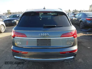 2023 Audi Q5 S line Premium with VIN WA1GAAFY7P2137461, listed as a IAAI auction lot 41621439 with 21,100 mi miles. Bid and sale history available at carsss.com. Image 17.