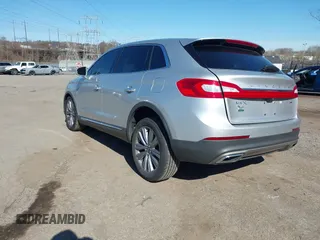 2016 Lincoln MKX Reserve with VIN 2LMTJ8LP1GBL36721, listed as a IAAI auction lot 41826292 with 1 mi miles. Bid and sale history available at carsss.com. Image 3.