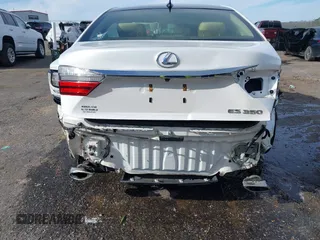 2016 Lexus ES 330 with VIN JTHBK1GG2G2228249, listed as a IAAI auction lot 41701494 with 59,341 mi miles and . Bid and sale history available at carsss.com. Image 18.