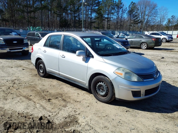 2008 Nissan Versa 1.8 S with VIN 3N1BC11E88L356245, listed as a IAAI auction lot 41378999 with 219,721 mi miles. Bid and sale history available at carsss.com. Image 1.