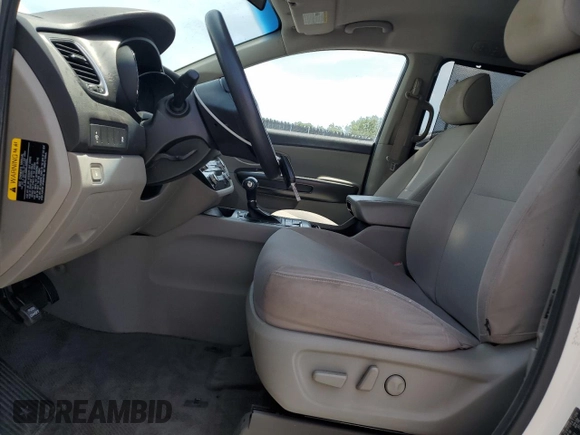 2016 Kia Sedona LX with VIN KNDMB5C16G6142339, listed as a Copart auction lot 54047275 with 157,090 mi miles and Salvage Title. Bid and sale history available at carsss.com. Image 7.