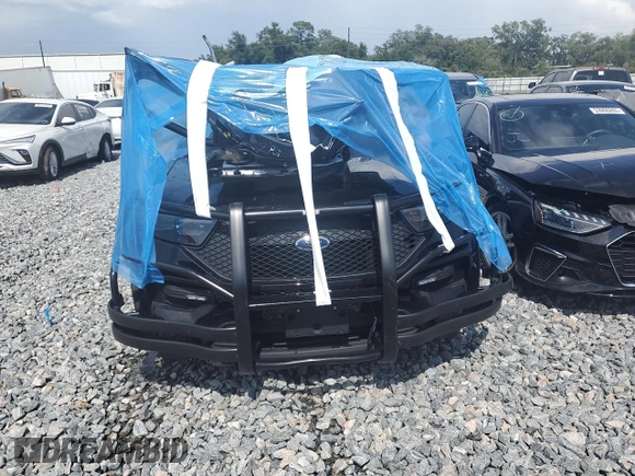 2023 Ford Police Interceptor Utility z VIN 1FM5K8ABXPGB58924, wystawiony jako Copart lot #53245495 z przebiegiem 16 066 mil mil oraz Szkody całkowita. Historia ofert i sprzedaży dostępna na DreamBid. Obrazek 5.