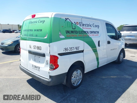 2015 Nissan NV200 SV with VIN 3N6CM0KN3FK708817, listed as a IAAI auction lot 41716806 with 132,296 mi miles and . Bid and sale history available at carsss.com. Image 4.
