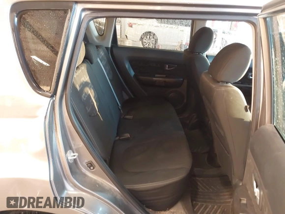 2013 Kia Soul ! with VIN KNDJT2A69D7609014, listed as a IAAI auction lot 41393337 with 259,707 mi miles. Bid and sale history available at carsss.com. Image 8.