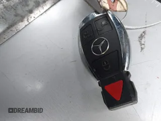 2016 Mercedes-Benz GLA 250 z VIN WDCTG4GB5GJ201334, wystawiony jako IAAI lot #41395492 z przebiegiem 109 043 mil mil oraz . Historia ofert i sprzedaży dostępna na DreamBid. Obrazek 11.