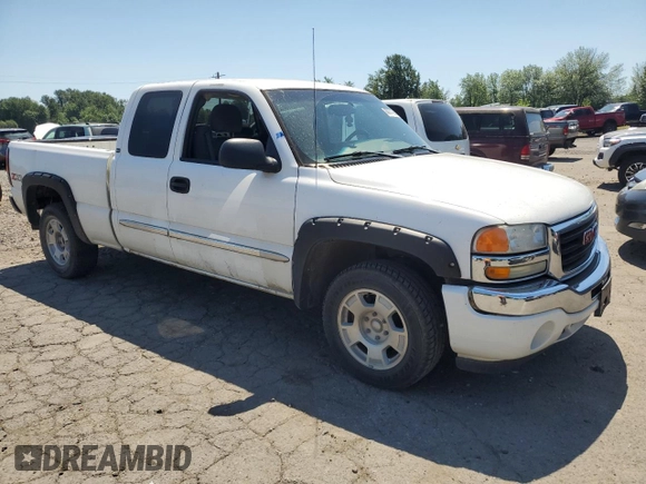 2006 GMC Sierra 1500 SLT z VIN 1GTEK19B36Z258351, wystawiony jako Copart lot #60077965 z przebiegiem 334 910 mil mil oraz Czysty tytuł • Clean title. Historia ofert i sprzedaży dostępna na DreamBid. Obrazek 4.