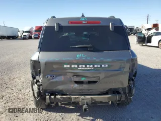 2022 Ford Bronco Sport Big Bend z VIN 3FMCR9B68NRE04126, wystawiony jako Copart lot #55980415 z przebiegiem 34 039 mil mil oraz Szkoda całkowita • Salvage title. Historia ofert i sprzedaży dostępna na DreamBid. Obrazek 6.