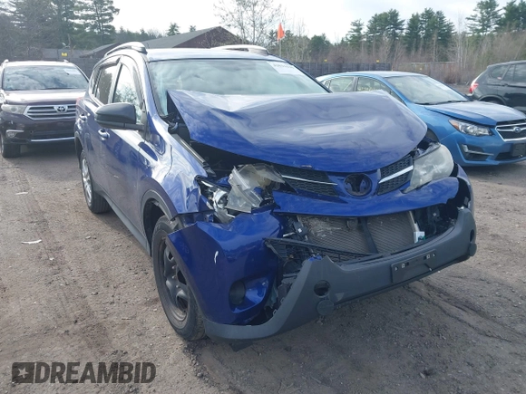 2015 Toyota RAV4 LE with VIN 2T3BFREV0FW408275, listed as a IAAI auction lot 42031636 with 118,200 mi miles and . Bid and sale history available at carsss.com. Image 1.