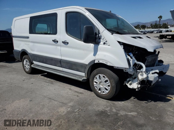 2020 Ford Transit Cargo z VIN 1FTBR1Y86LKB13703, wystawiony jako Copart lot #58082035 z przebiegiem 24 117 mil mil oraz Tytuł czysty. Historia ofert i sprzedaży dostępna na DreamBid. Obrazek 4.