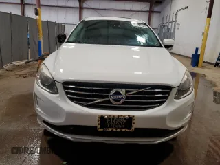2016 Volvo XC60 T5 Premier with VIN YV4612RK6G2803365, listed as a Copart auction lot 49610725 with Not provided miles and Salvage title. Bid and sale history available at DreamBid. Image 5.