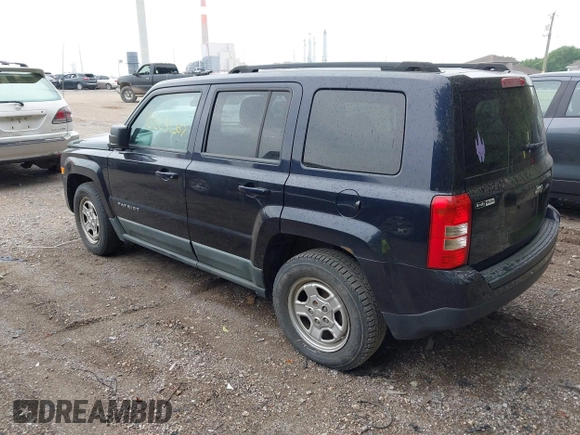 2011 Jeep Patriot Sport z VIN 1J4NT1GB3BD146294, wystawiony jako IAAI lot #42523267 z przebiegiem 199 497 mil mil oraz . Historia ofert i sprzedaży dostępna na DreamBid. Obrazek 3.
