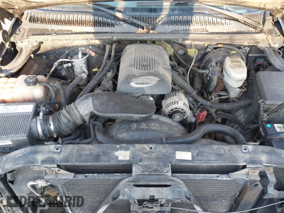 2004 GMC Sierra 1500 SLE z VIN 2GTEK13T041435042, wystawiony jako IAAI lot #41777775 z przebiegiem 218 745 mil mil oraz . Historia ofert i sprzedaży dostępna na DreamBid. Obrazek 10.