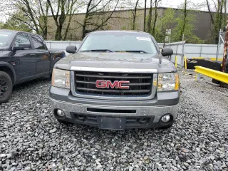 2011 GMC Sierra 1500 SLE with VIN 1GTR2VE31BZ142907, listed as a Copart auction lot 55944725 with 192,386 mi miles and Clean title. Bid and sale history available at DreamBid. Image 5.