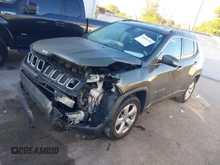 2019 Jeep Compass Altitude z VIN 3C4NJCBB6KT637645, wystawiony jako IAAI lot #40686310 z przebiegiem 60 215 mil mil oraz . Historia ofert i sprzedaży dostępna na DreamBid. Obrazek 18.