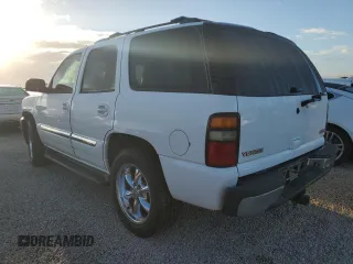 2005 GMC Yukon SLE with VIN 1GKEC13T25J237118, listed as a Copart auction lot 73771344 with 0 mi miles and Non Repairable. Bid and sale history available at carsss.com. Image 2.