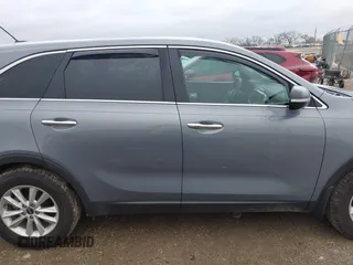 2020 Kia Sorento LX with VIN 5XYPG4A39LG688184, listed as a IAAI auction lot 41539132 with 44,763 mi miles. Bid and sale history available at carsss.com. Image 14.