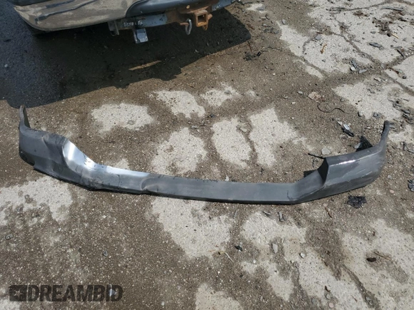 2006 Ford F-250 XL z VIN 1FTSX21556EC90337, wystawiony jako Copart lot #56307825 z przebiegiem 152 754 mil mil oraz Szkoda całkowita • Salvage title. Historia ofert i sprzedaży dostępna na DreamBid. Obrazek 12.