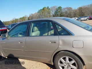 2000 Toyota Avalon XL with VIN 4T1BF28B7YU022621, listed as a IAAI auction lot 41883534 with 200,164 mi miles and . Bid and sale history available at DreamBid. Image 14.