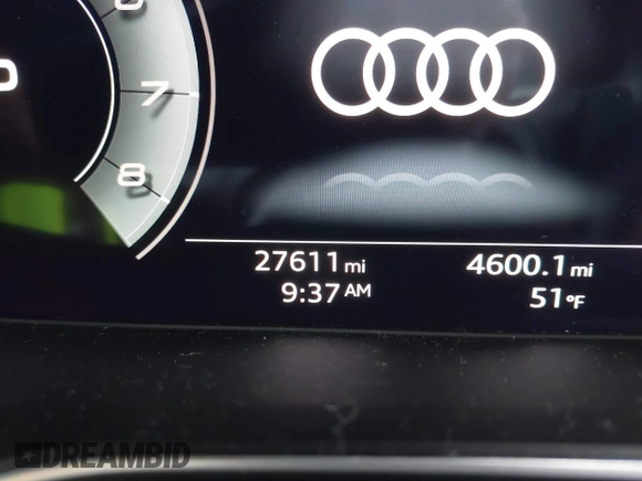 2021 Audi Q5 Prestige with VIN WA1CAAFY8M2099653, listed as a IAAI auction lot 41903022 with 27,611 mi miles. Bid and sale history available at carsss.com. Image 15.