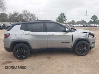 2021 Jeep Compass Altitude с VIN 3C4NJCBB1MT597509, выставлен на аукционе IAAI как лот 41800869 с пробегом 70 896 миль миль и . История ставок и продаж доступна на DreamBid. Изображение 13.
