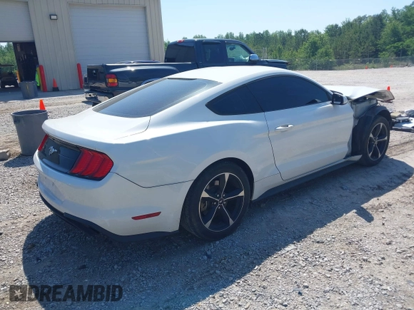 2018 Ford Mustang EcoBoost z VIN 1FA6P8TH2J5112959, wystawiony jako IAAI lot #42110990 z przebiegiem 97 088 mil mil oraz . Historia ofert i sprzedaży dostępna na DreamBid. Obrazek 4.