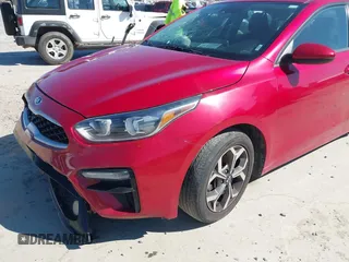 2020 Kia Forte LXS with VIN 3KPF24AD8LE182202, listed as a IAAI auction lot 41853208 with 128,502 mi miles. Bid and sale history available at carsss.com. Image 17.