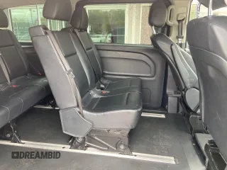 2017 Mercedes-Benz Metris Passenger z VIN WD4PG2EE3H3335246, wystawiony jako Copart lot #82755184 z przebiegiem 180 662 mil mil oraz . Historia ofert i sprzedaży dostępna na DreamBid. Obrazek 9.