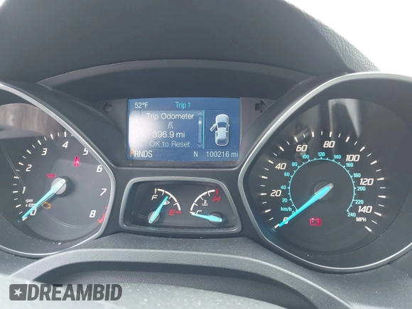 2014 Ford Escape SE z VIN 1FMCU9GX6EUE32418, wystawiony jako IAAI lot #42022304 z przebiegiem 100 216 mil mil oraz . Historia ofert i sprzedaży dostępna na DreamBid. Obrazek 7.