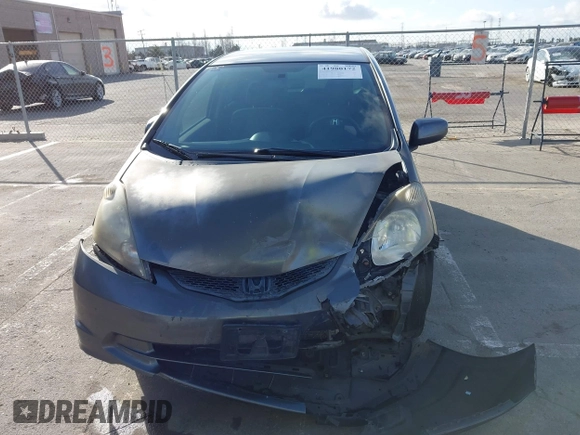 2013 Honda Fit with VIN JHMGE8H32DC018130, listed as a IAAI auction lot 41980172 with 98,452 mi miles. Bid and sale history available at carsss.com. Image 12.