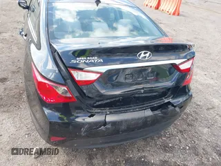 2014 Hyundai Sonata GLS z VIN 5NPEB4AC5EH944421, wystawiony jako IAAI lot #41875937 z przebiegiem 115 699 mil mil oraz . Historia ofert i sprzedaży dostępna na DreamBid. Obrazek 12.