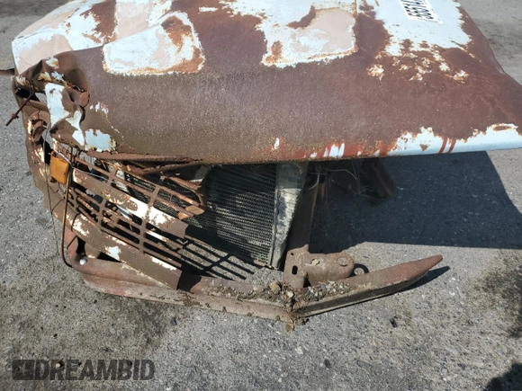 1974 Ford Bronco z VIN U15GLT83198, wystawiony jako Copart lot #55514705 z przebiegiem 61 975 mil mil oraz Czysty tytuł • Clean title. Historia ofert i sprzedaży dostępna na DreamBid. Obrazek 11.