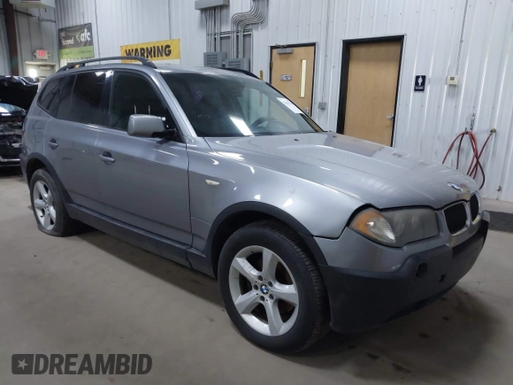 2004 BMW X3 3.0i with VIN WBXPA93444WC33516, listed as a IAAI auction lot 42135338 with 104,141 mi miles. Bid and sale history available at carsss.com. Image 1.