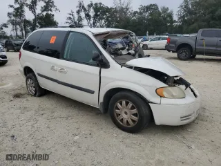 2006 Chrysler Town & Country SWB with VIN 1A4GP45R96B585502, listed as a Copart auction lot 85336314 with 0 mi miles and Salvage Title. Bid and sale history available at carsss.com. Image 4.