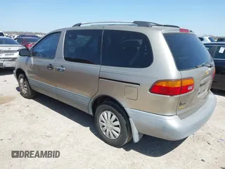 2000 Toyota Sienna CE with VIN 4T3ZF19C6YU263755, listed as a IAAI auction lot 41858870 with 190,171 mi miles. Bid and sale history available at carsss.com. Image 3.