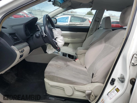 2013 Subaru Legacy 2.5i z VIN 4S3BMCA62D3040389, wystawiony jako Copart lot #50062795 z przebiegiem 181 180 mil mil oraz Szkoda całkowita • Salvage title. Historia ofert i sprzedaży dostępna na DreamBid. Obrazek 7.