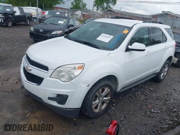 2015 Chevrolet Equinox LT with VIN 2GNALBEK8F6308008, listed as a IAAI auction lot 42107879 with 149,497 mi miles. Bid and sale history available at carsss.com. Image 2.