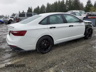 2024 Volkswagen Jetta GLI 40th Anniversary Edition z VIN 3VW9T7BU7RM021264, wystawiony jako Copart lot #50994425 z przebiegiem 16 550 mil mil oraz Szkoda całkowita • Salvage title. Historia ofert i sprzedaży dostępna na DreamBid. Obrazek 3.