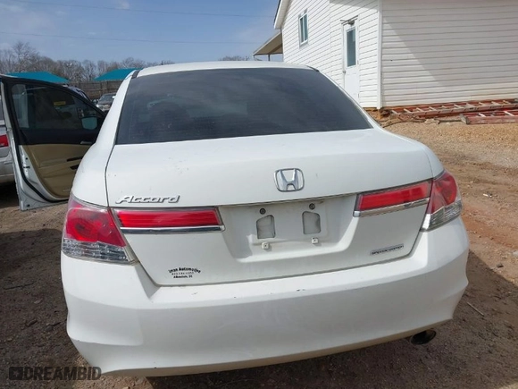 2012 Honda Accord Sdn SE with VIN 1HGCP2F61CA196725, listed as a IAAI auction lot 41682665 with 261545 miles. Bid and sale history available at carsss.com. Image 6.